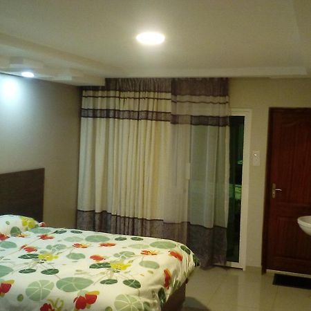 מארו Adala Motel מראה חיצוני תמונה