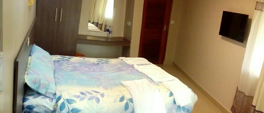 מארו Adala Motel מראה חיצוני תמונה